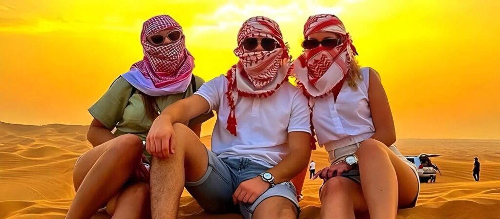 Evening Desert Safari Dubai Tour with Sunset Photography